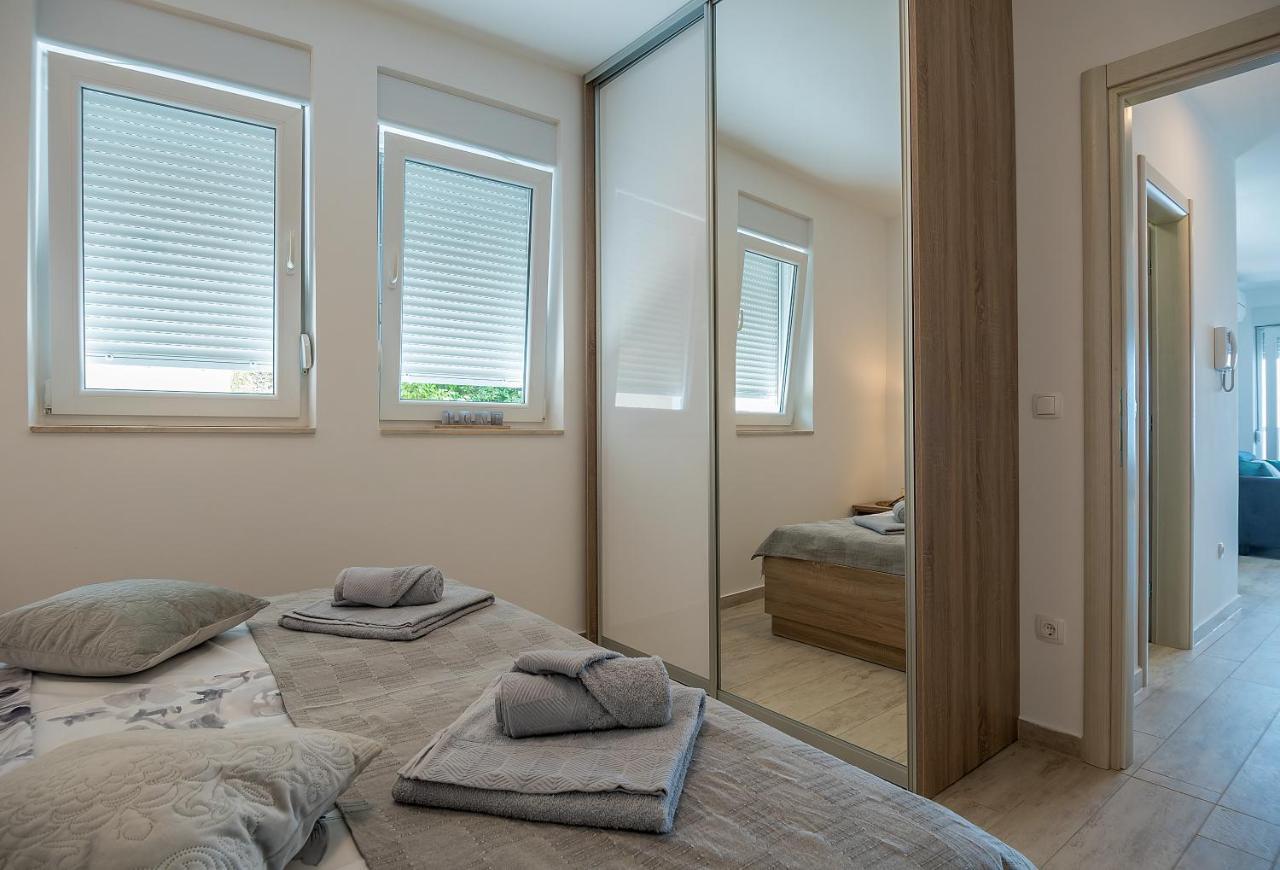 Apartmani Irena&Miro Brela Exterior photo